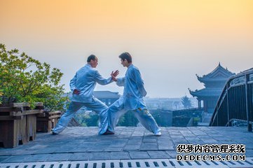 <b>��������ӱ�����͸�ӡ�̫�����֡�</b>