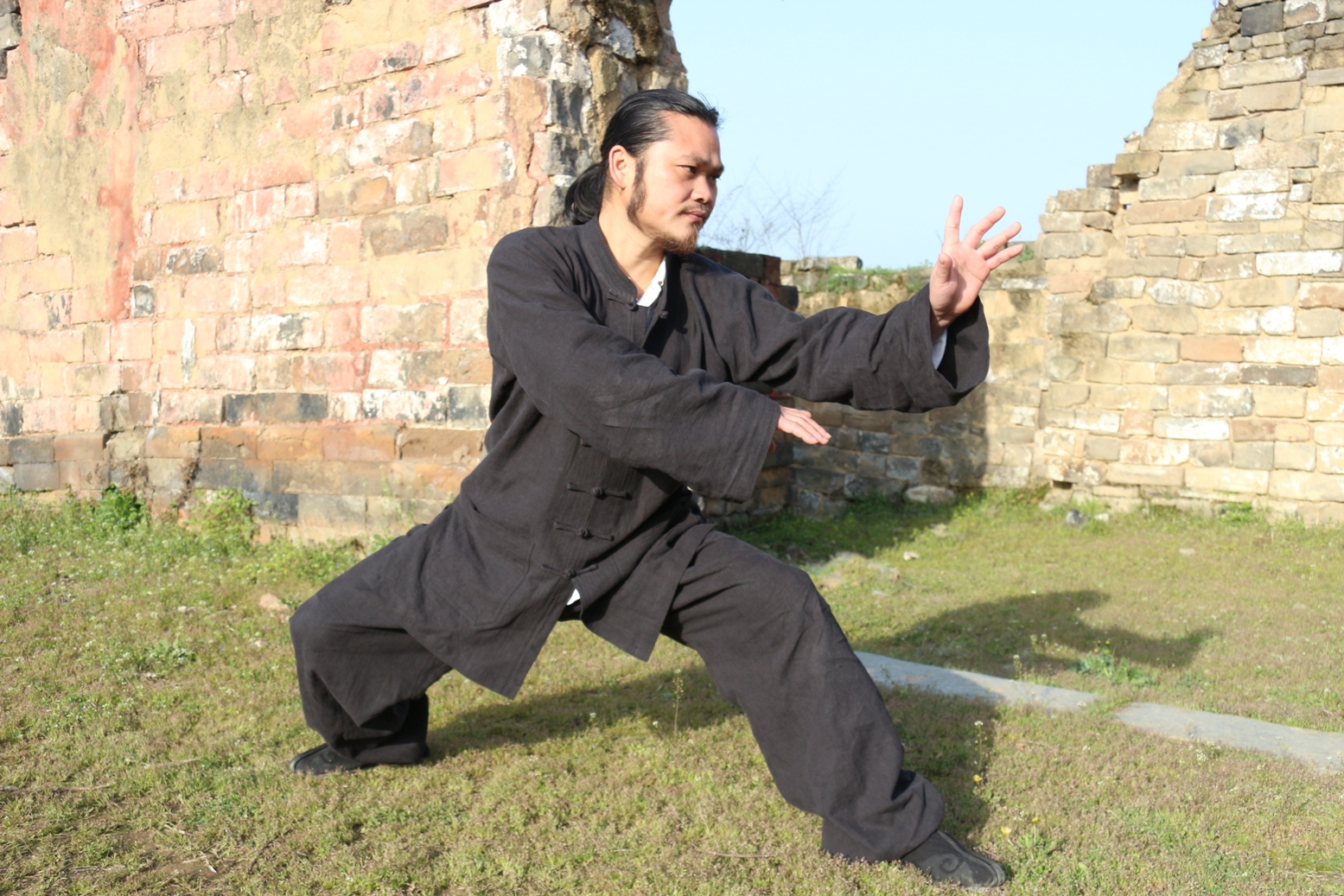 <b>�����䵱</b>